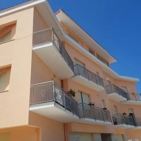 Gæstehus I Principi Del Conero 4*